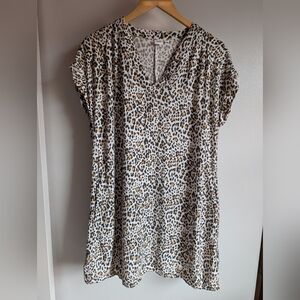 GAP Animal Print V-Neck Shift Dress